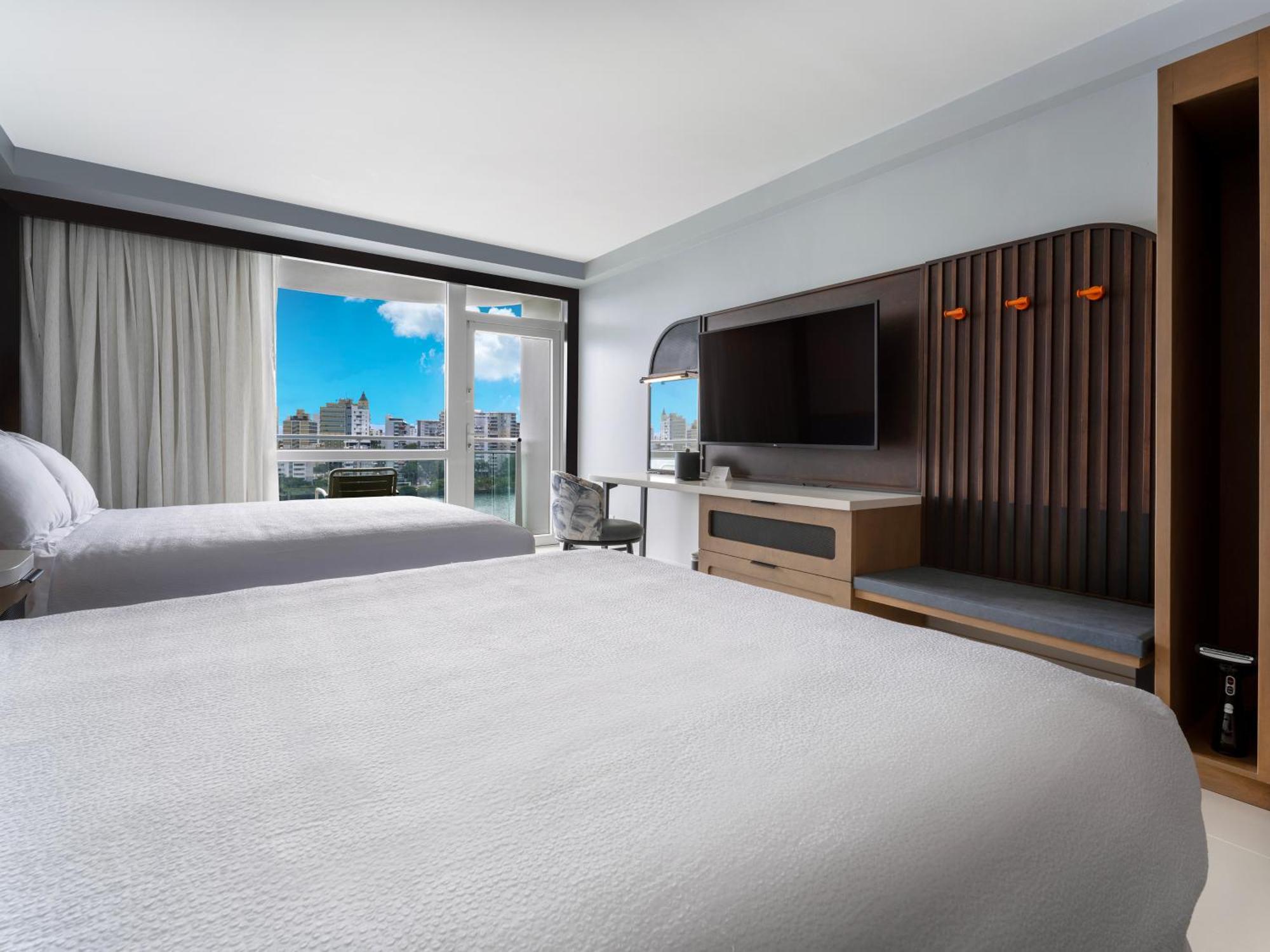 Hilton Garden Inn San Juan Condado Exterior photo