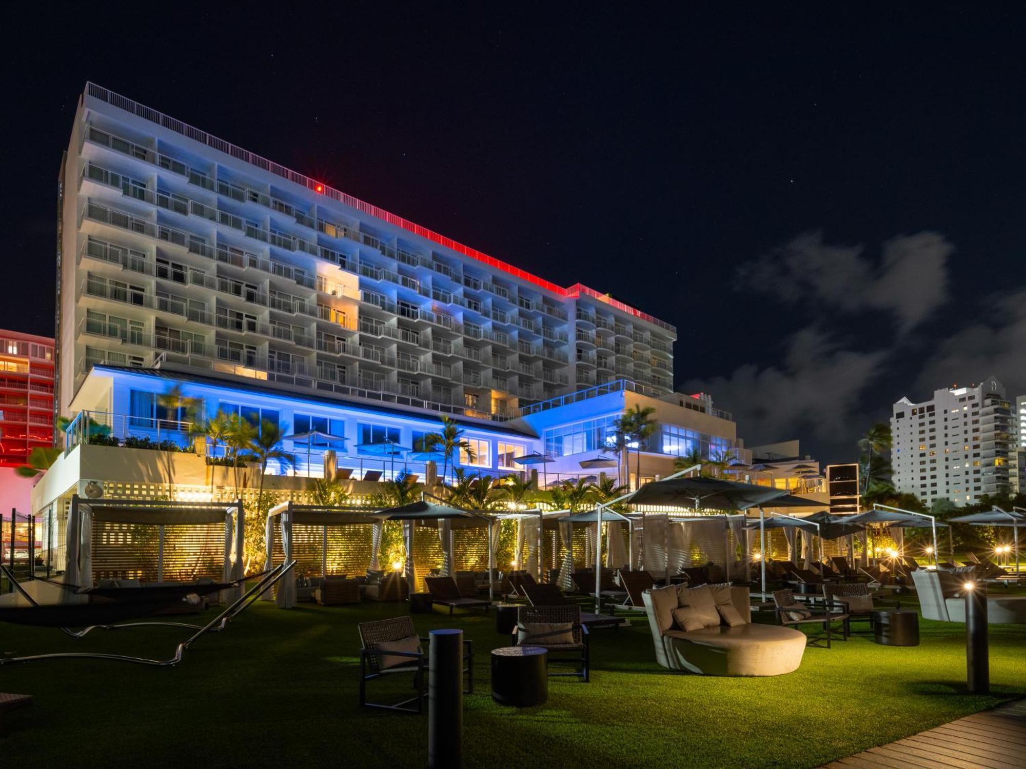 Hilton Garden Inn San Juan Condado Exterior photo